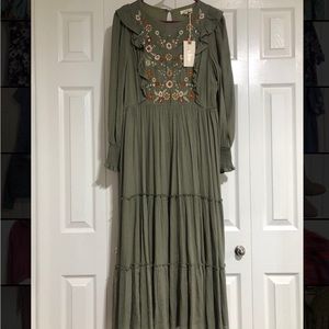 Boho green embroidered dress